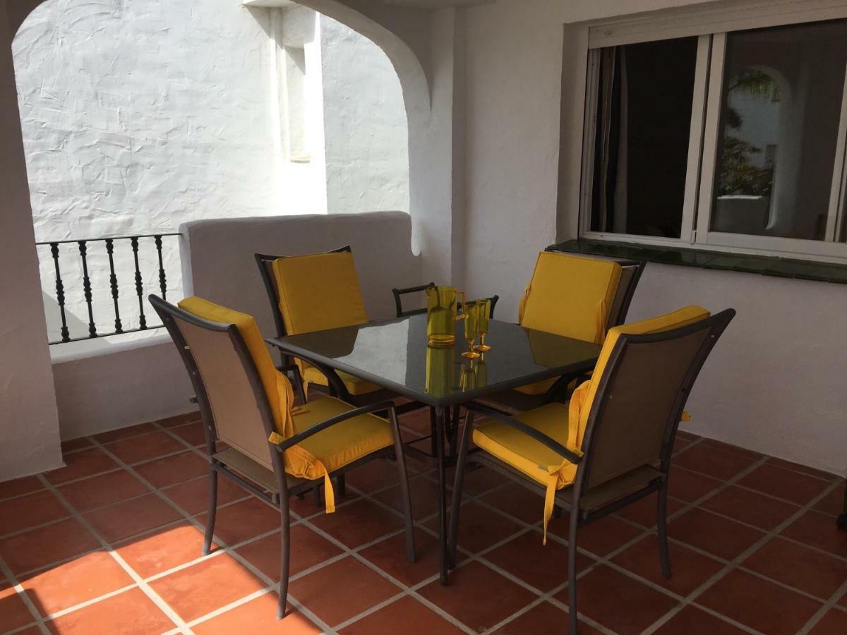 Beautiful 2 Bedroom Apartment @ Puerto Banus! 마르베야 외부 사진