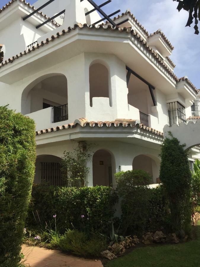 Beautiful 2 Bedroom Apartment @ Puerto Banus! 마르베야 외부 사진
