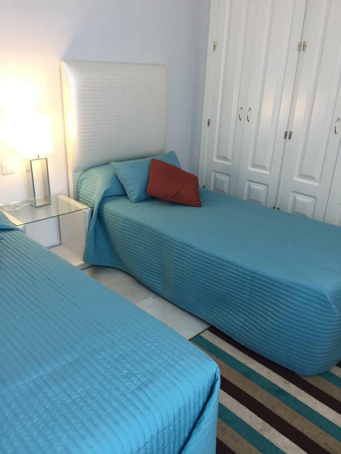 Beautiful 2 Bedroom Apartment @ Puerto Banus! 마르베야 외부 사진
